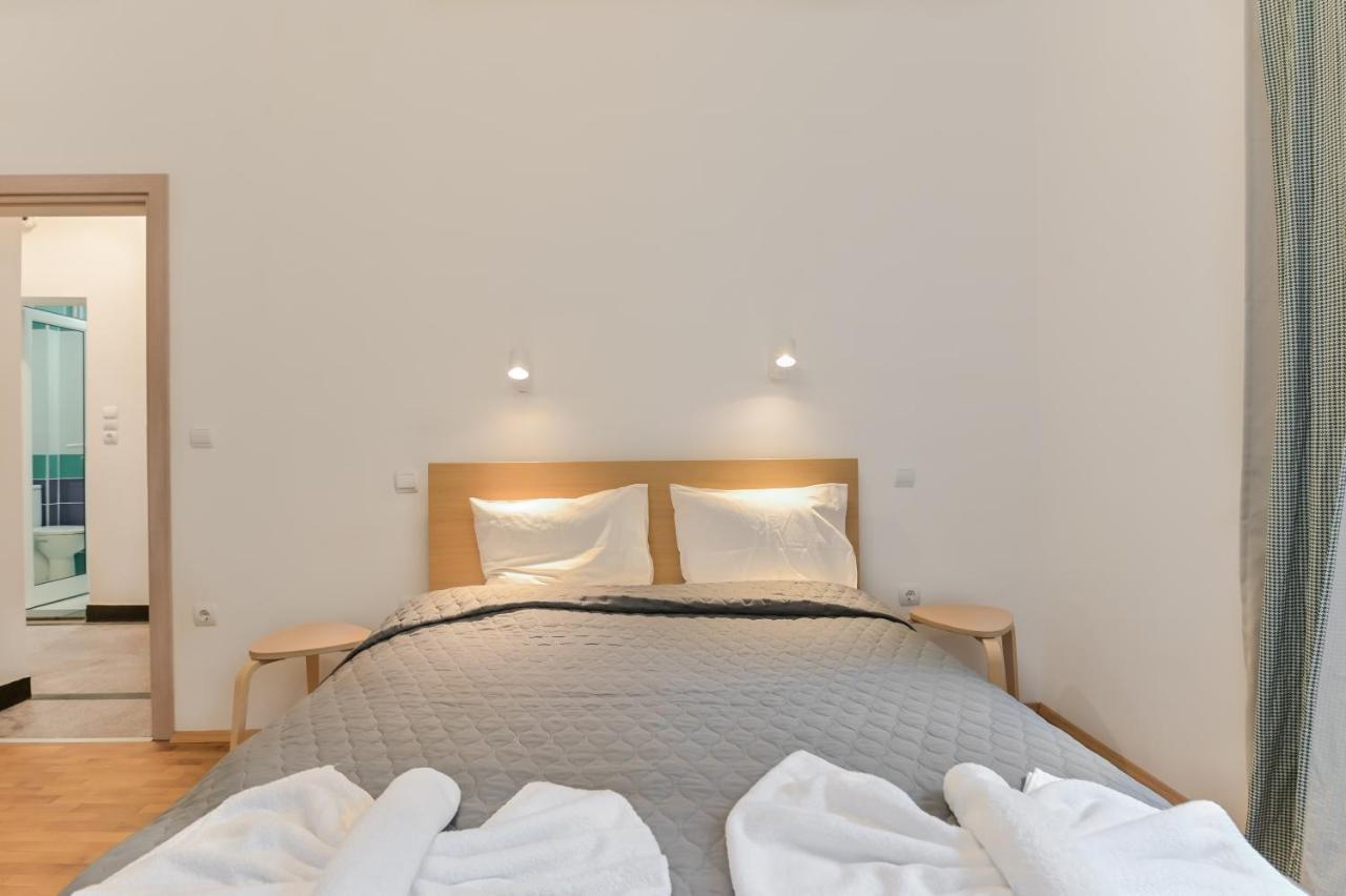 Bright Apartment In The Heart Of The City By Flat Mаnager Sofia Eksteriør bilde